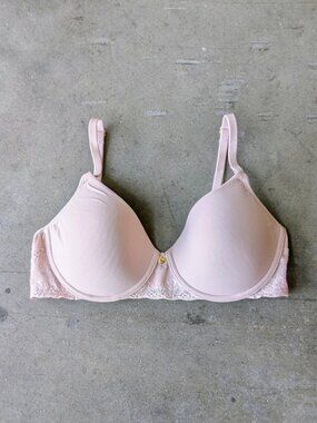 Natori Bliss Perfection Contour Underwire Bra size 32C
